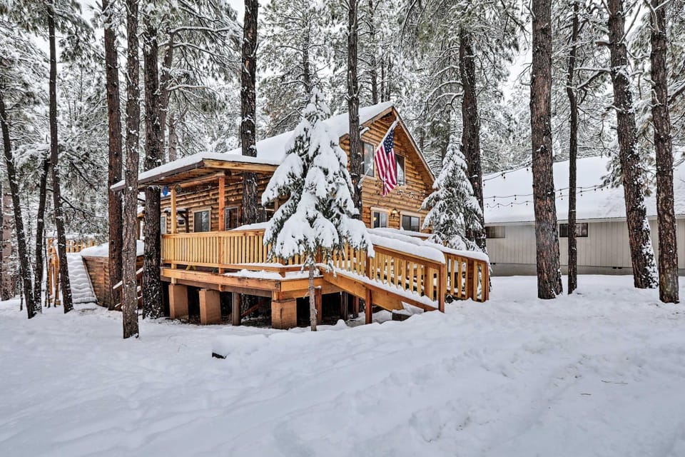Furnished Deck: Cabin in Coconino National Forest Cabin in Munds Park