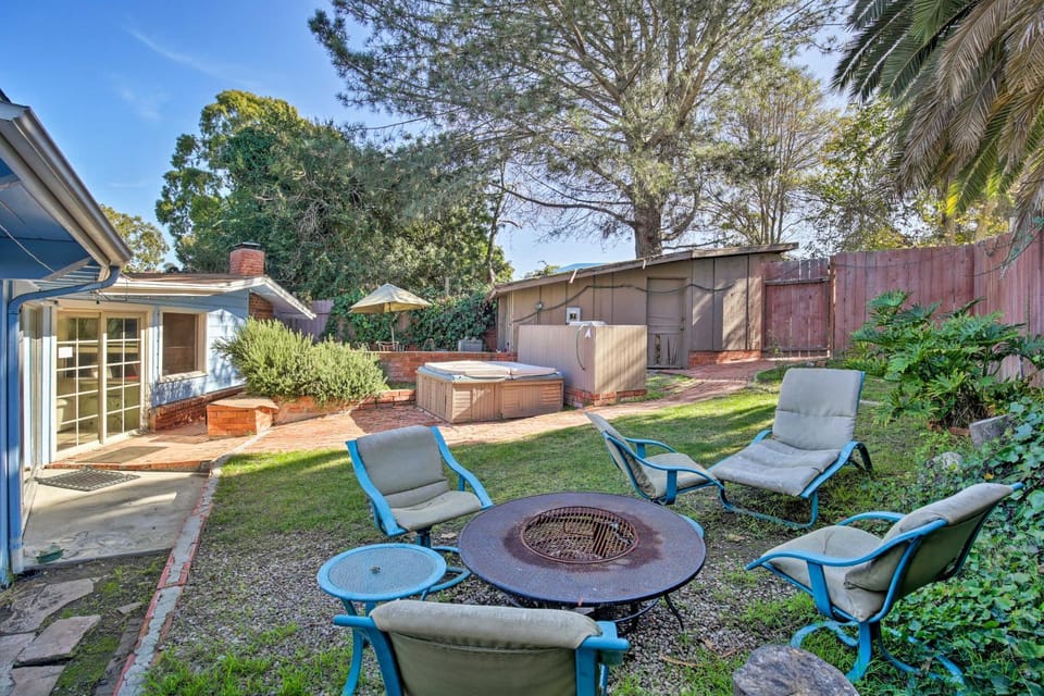 La Jolla Home and Detached Suite Hot Tub and Backyard House in La Jolla Shores