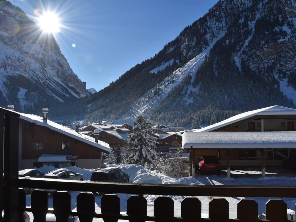 Joli studio proche centre, 4 pers, balcon - FR-1-464-173 Apartment in Pralognan-la-Vanoise