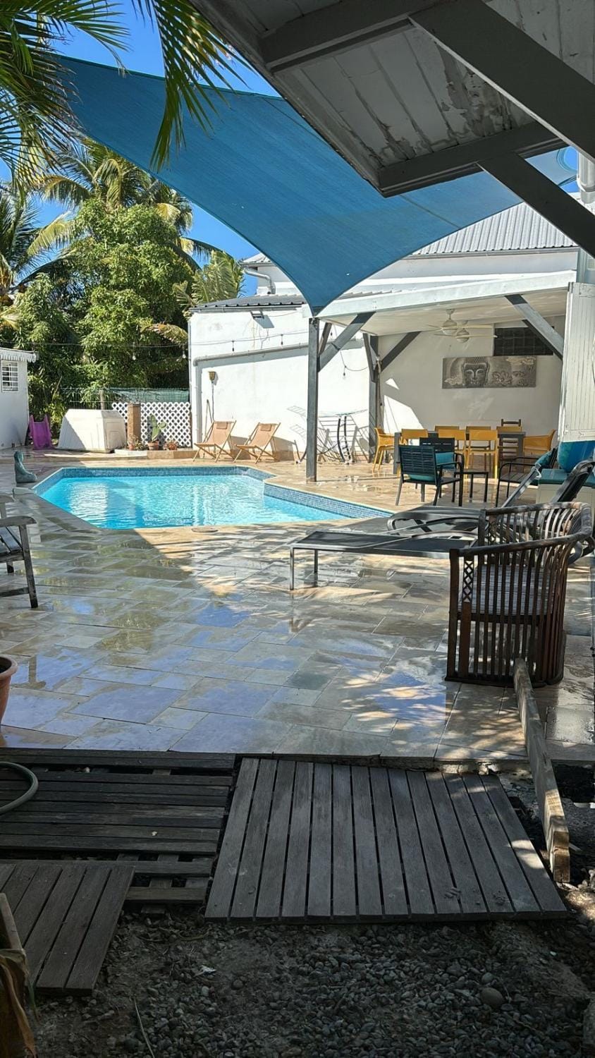 Patio, Dining area, Swimming pool, sunbed