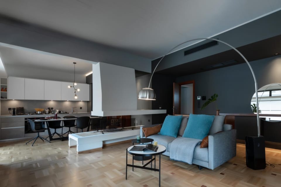 Living room, Seating area, Dining area
