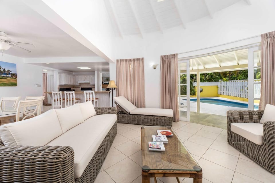 Vida Mejor - East Pool Villa in Holetown