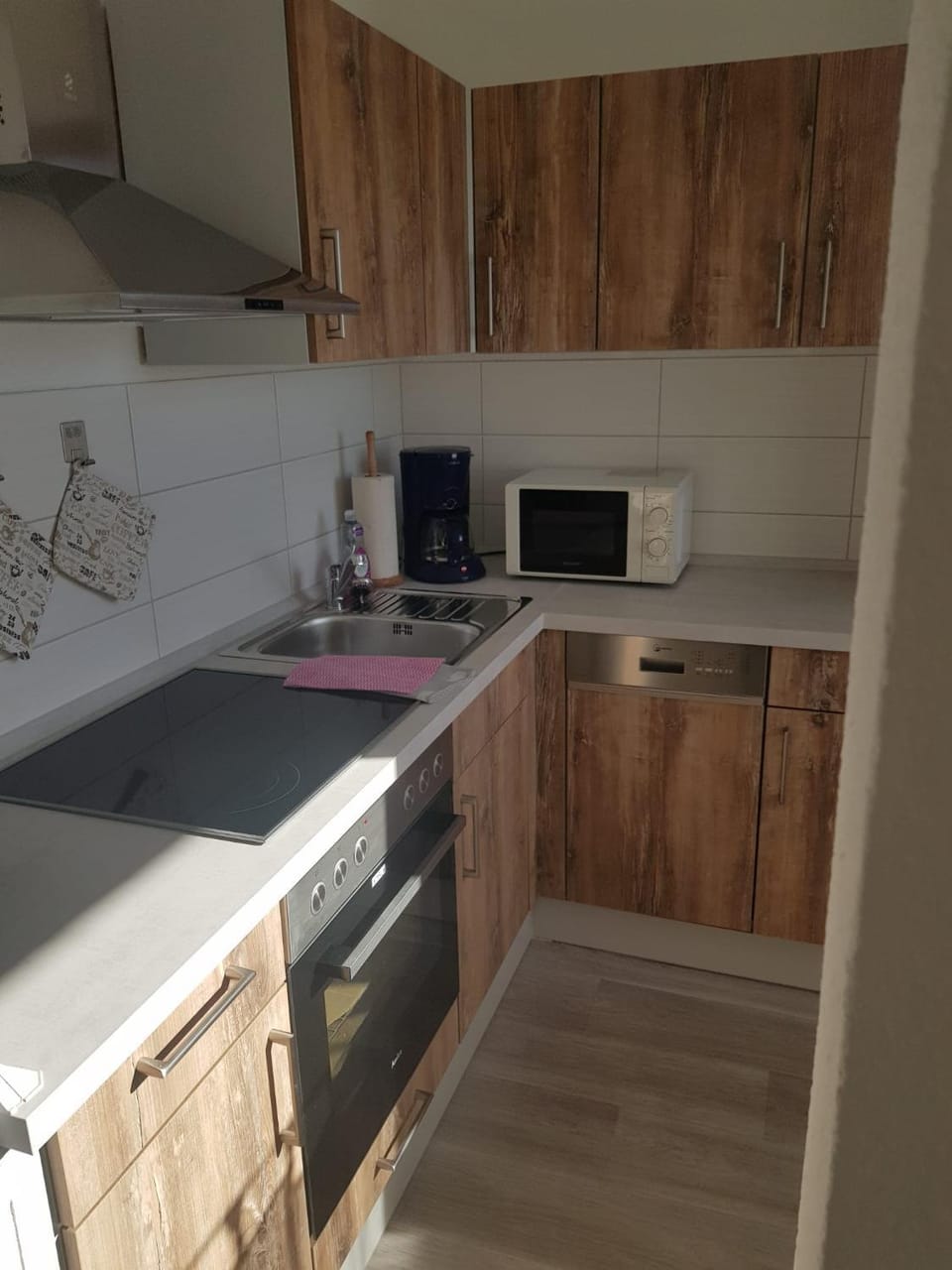 Kitchen or kitchenette, kitchen
