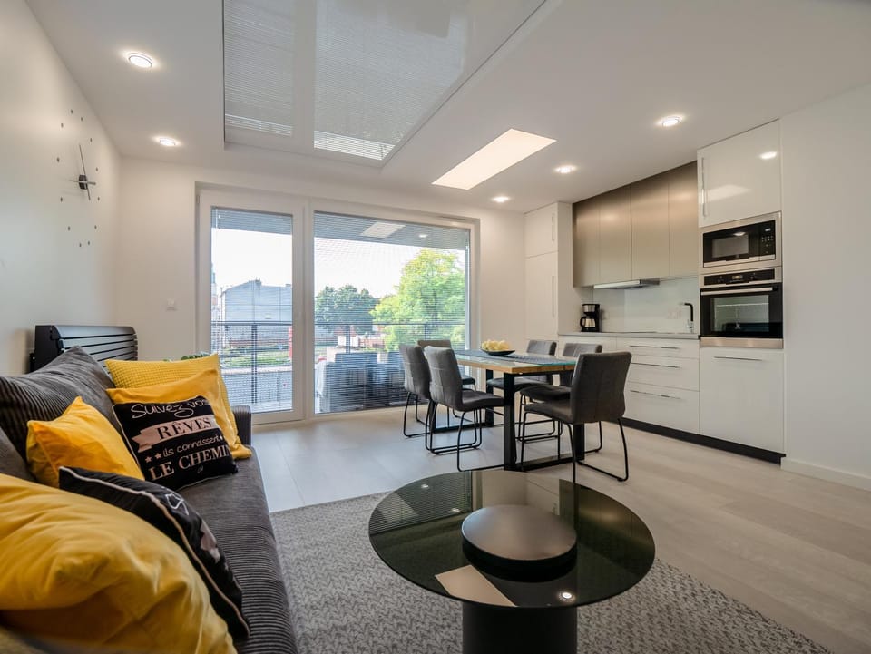 Balcony/Terrace, Kitchen or kitchenette, Living room, Breakfast