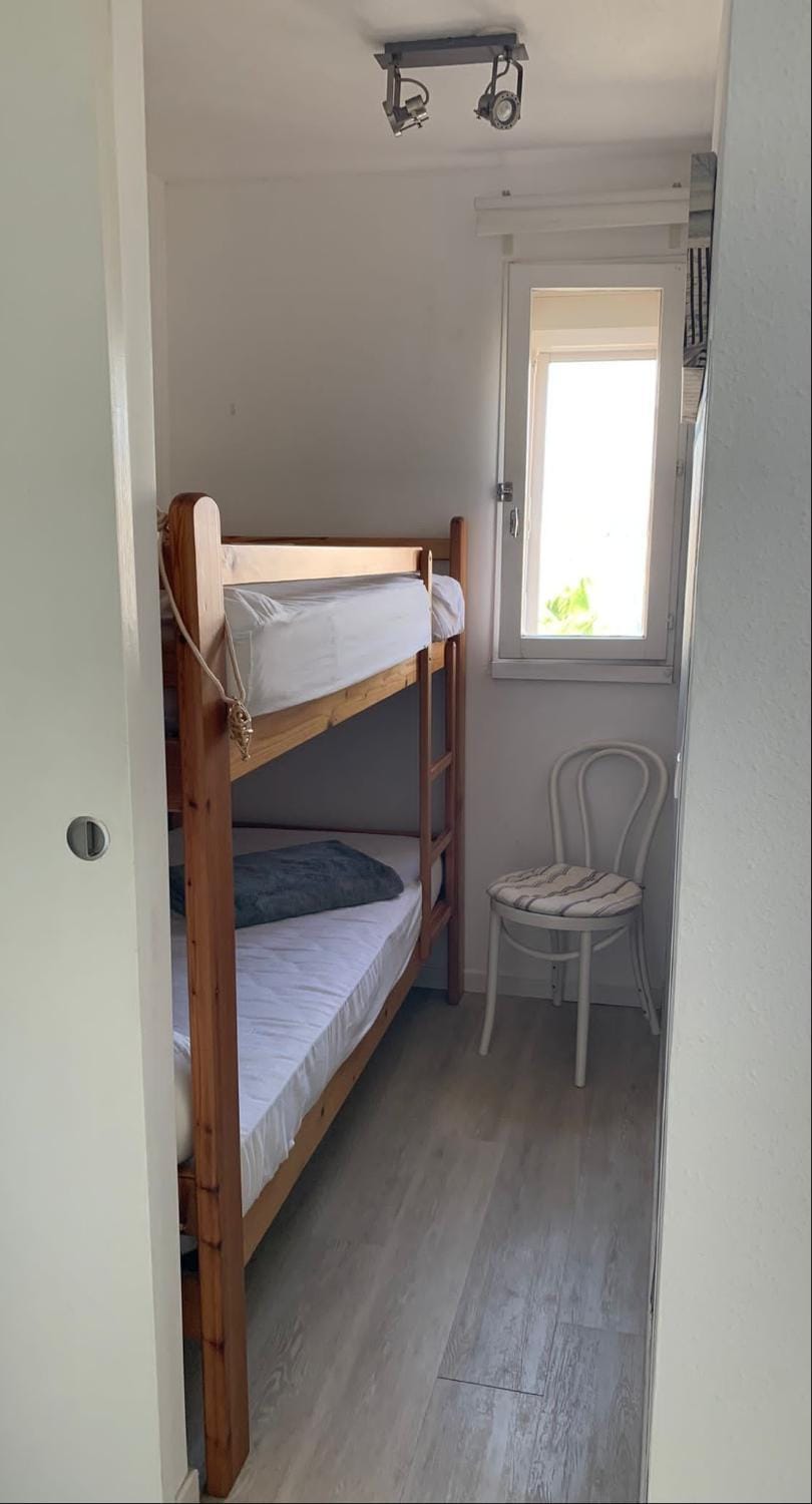 bunk bed