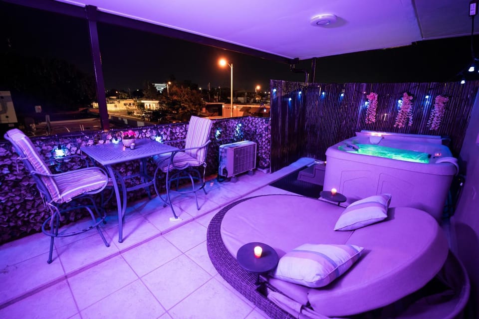 Hot Tub, Balcony/Terrace