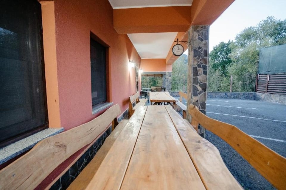 Four S Palace Bed and Breakfast in Romania