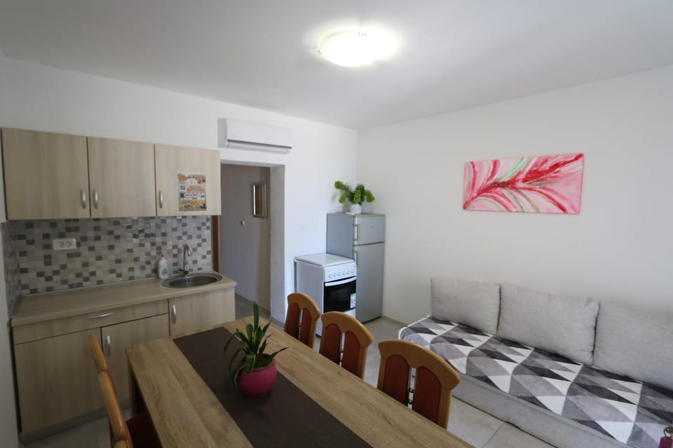 Antodo Marija Apartment in Novalja