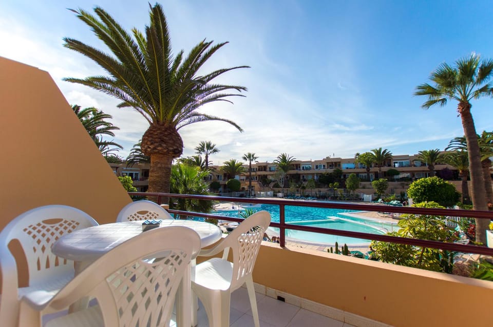 Balcony/Terrace, Pool view