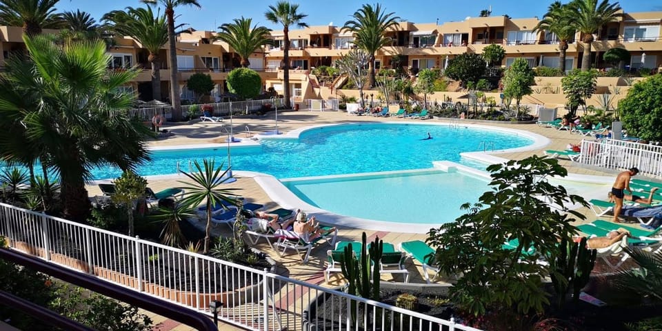 Pool view, Swimming pool, Swimming pool