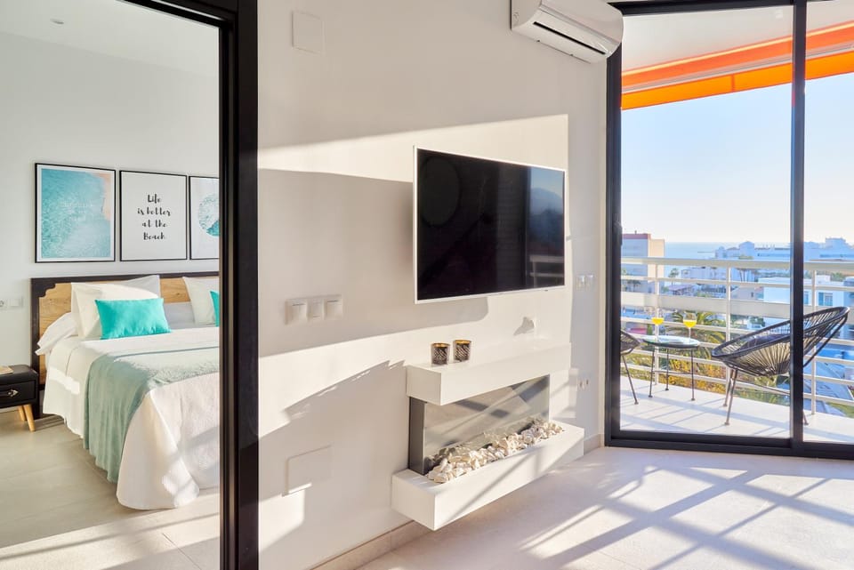 Communal lounge/ TV room, TV and multimedia