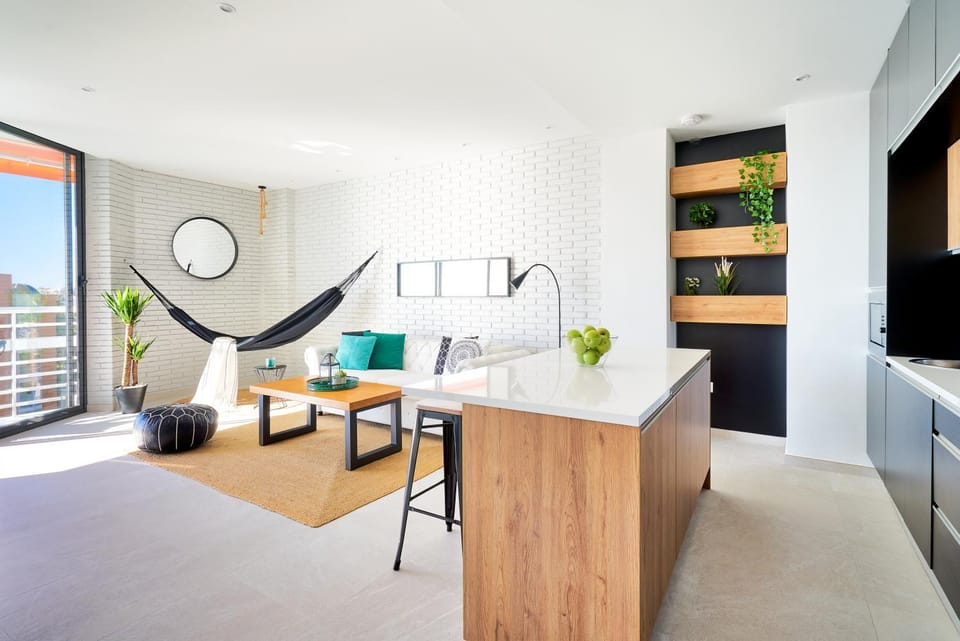 Kitchen or kitchenette, Communal kitchen