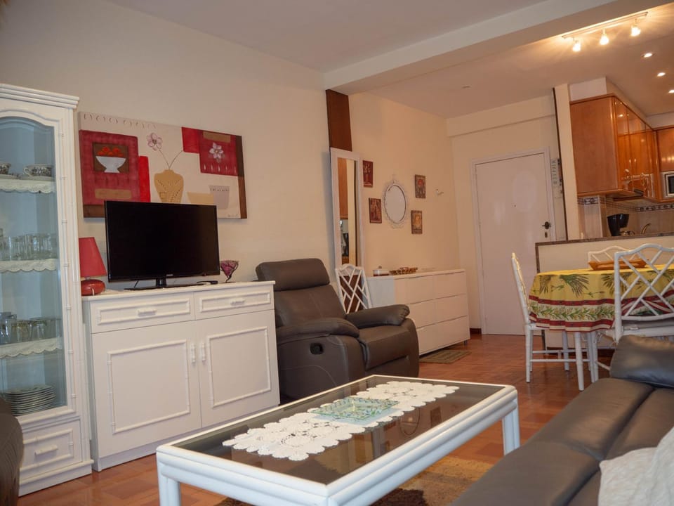 Living room, Lounge or bar