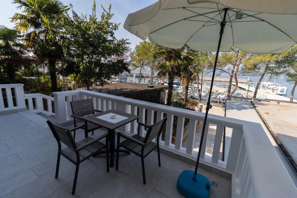 Balcony/Terrace, Seating area, Sea view
