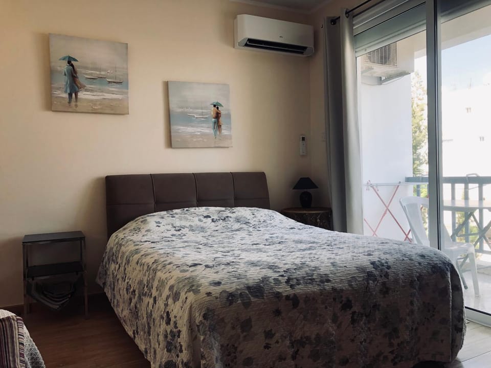 White Arches Modern Beautiful studio Apartment in Limassol District