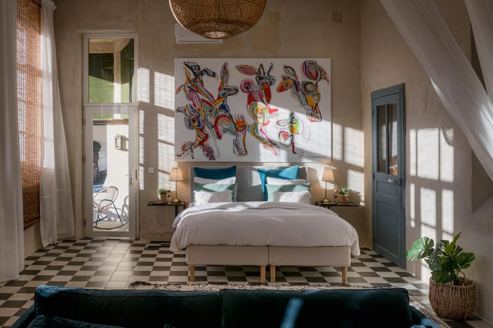 Ecole Olargues - Chambres & restaurant - Teritoria Hotel in Occitanie