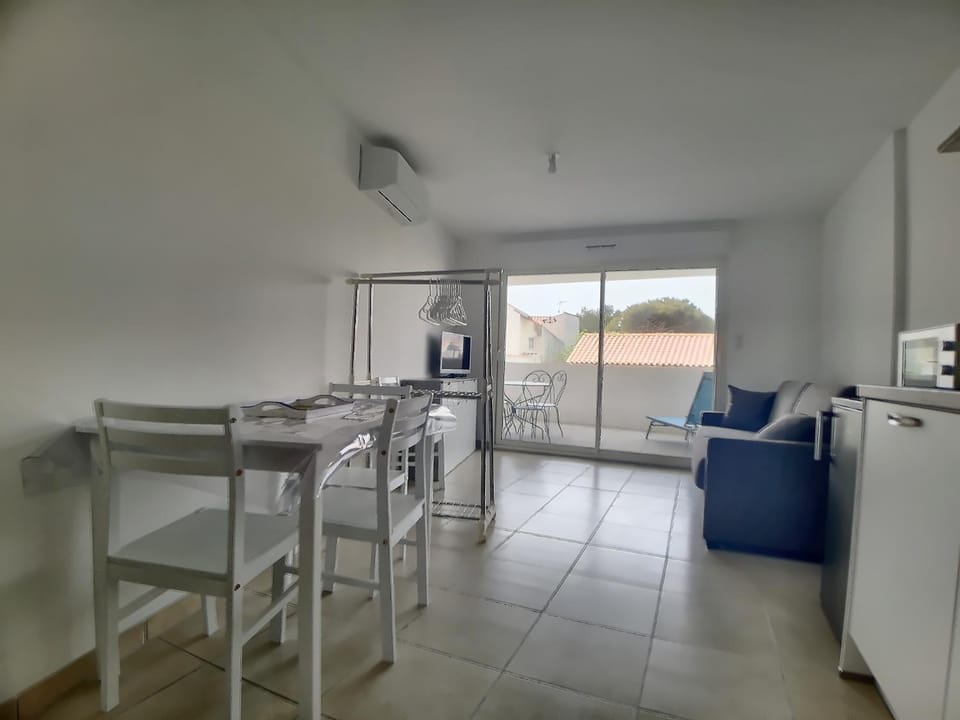 réf Ls29 : Studio 4 pers Résidence Magali n°3 Apartment in Saintes-Maries-de-la-Mer