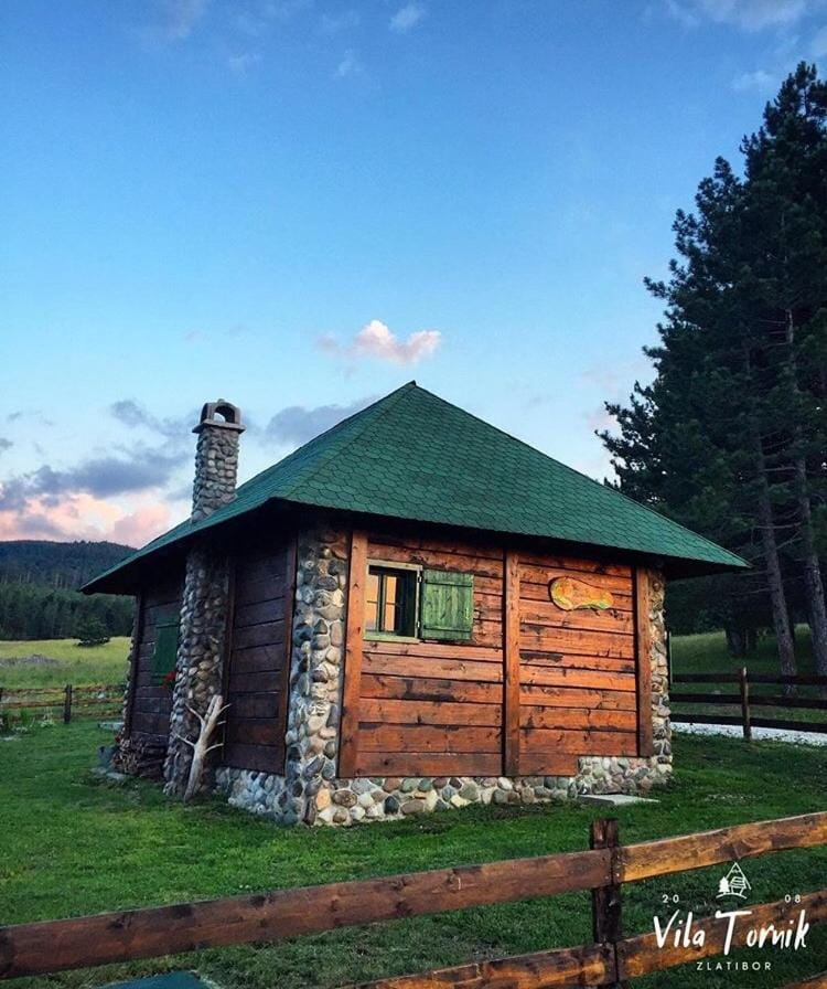Vila Mali Tornik House in Zlatibor District, Serbia