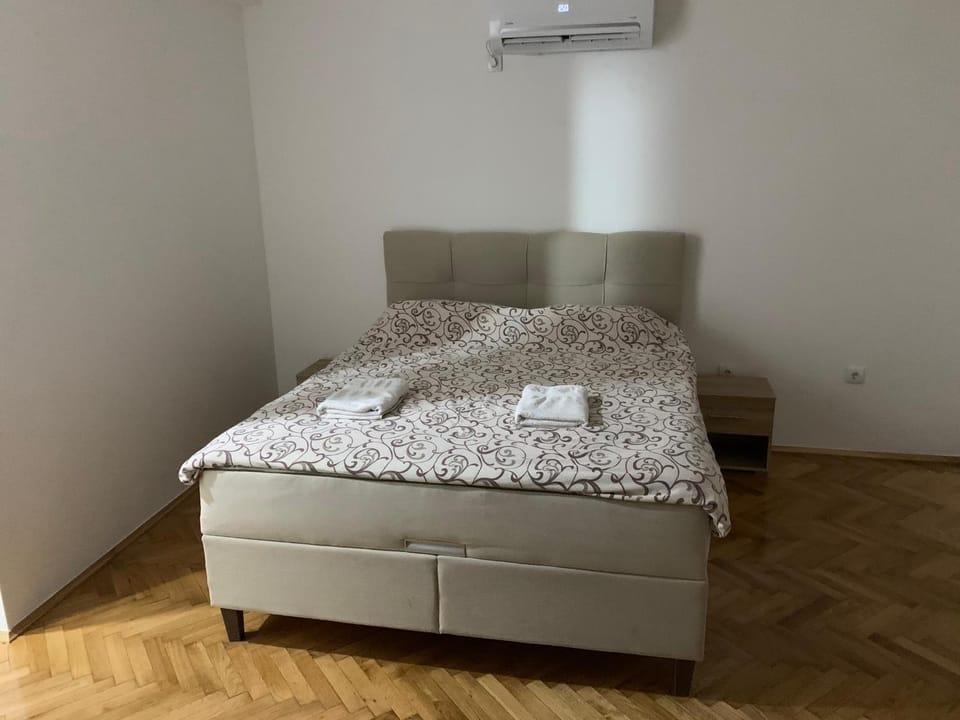 Simic Apartman Apartment in Serbia