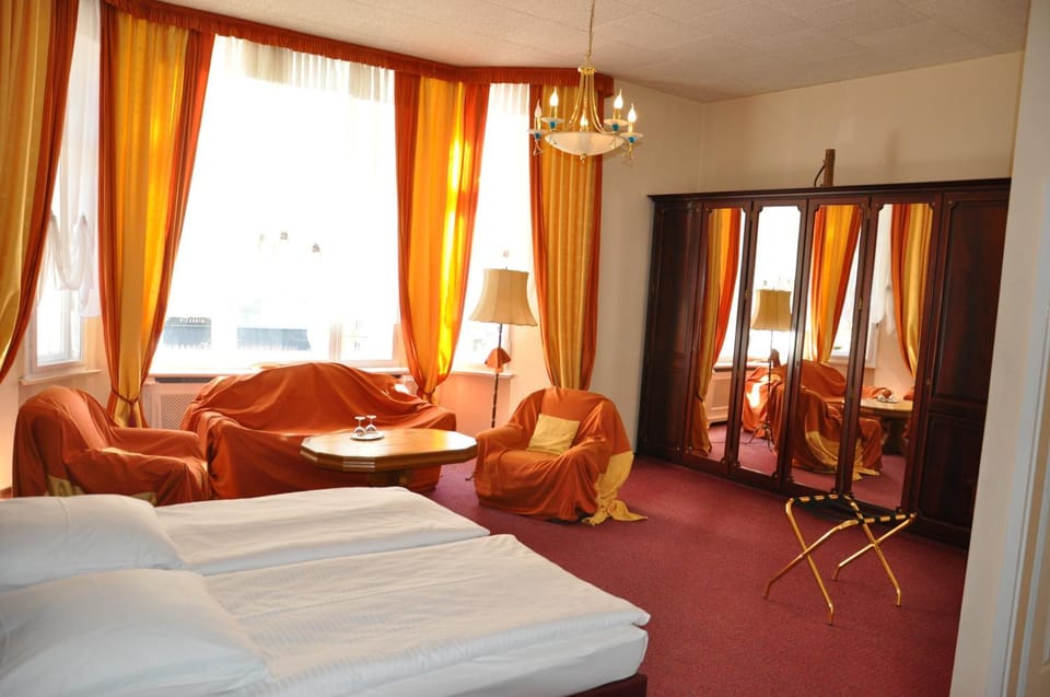 Photo of the whole room
