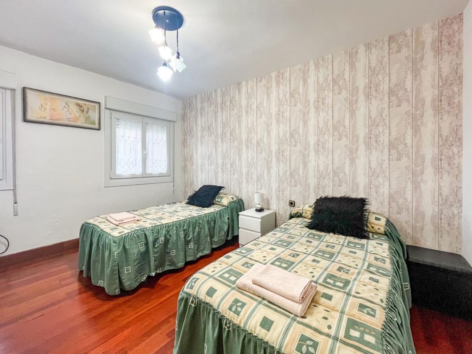 APARTAMENTO BERMEOKOSUSTRAIAK-60 m2 wifi gratis Apartment in Bermeo