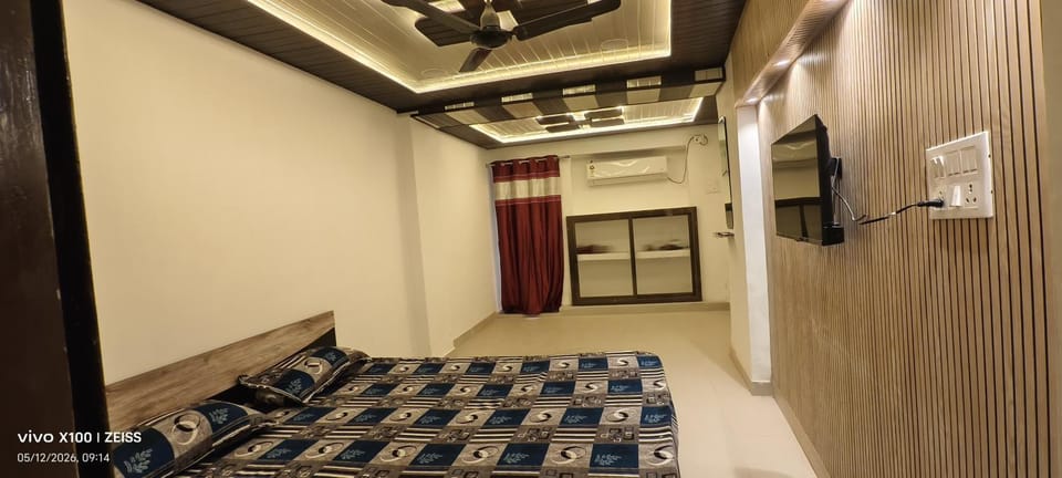 Traveller Guest House Apartment in Varanasi