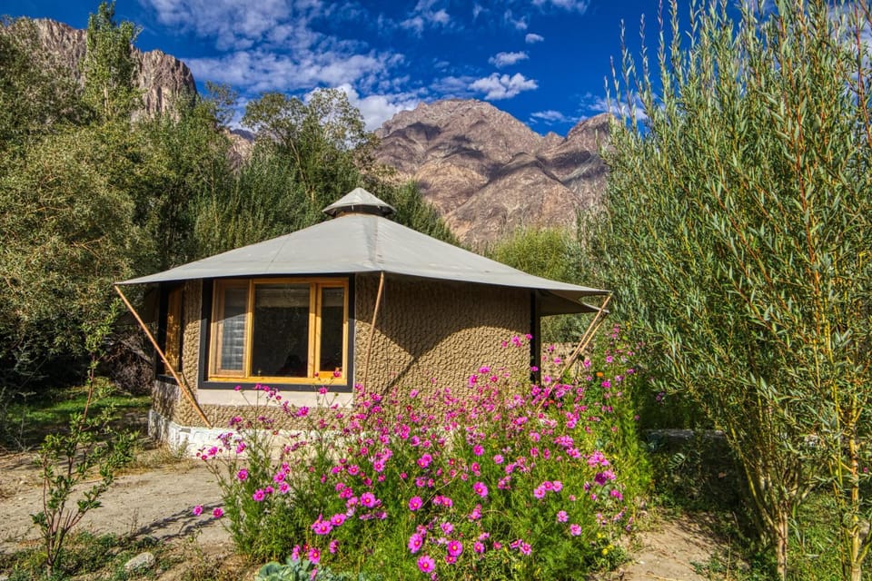 Day, Natural landscape, Garden view, Mountain view
