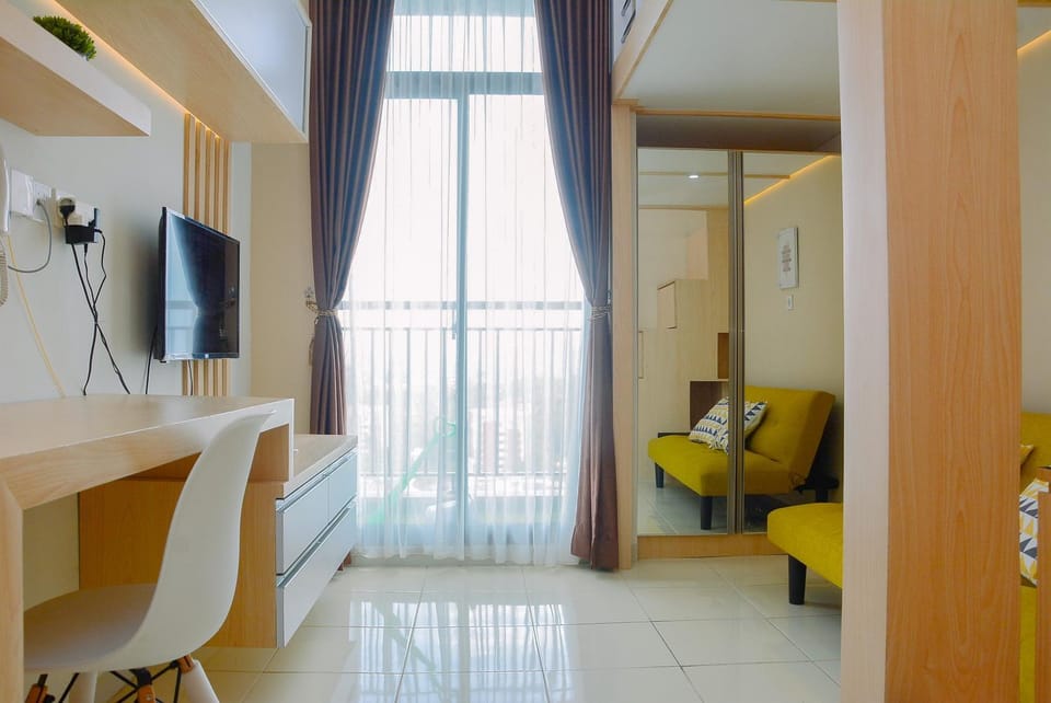 Stylish and Convinient Studio Dave Apartment By Travelio Apartment in West Java