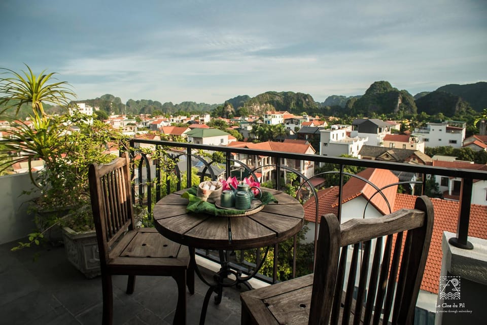 View (from property/room), City view, Mountain view