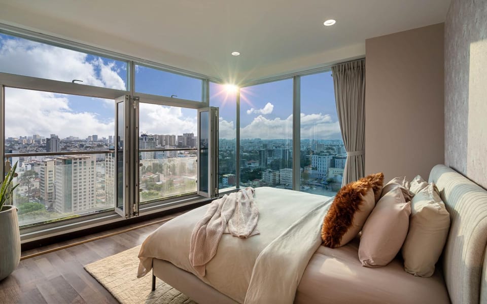 Bed, View (from property/room), Photo of the whole room, Bedroom