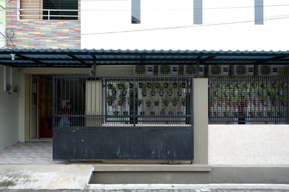 Property building, Facade/entrance