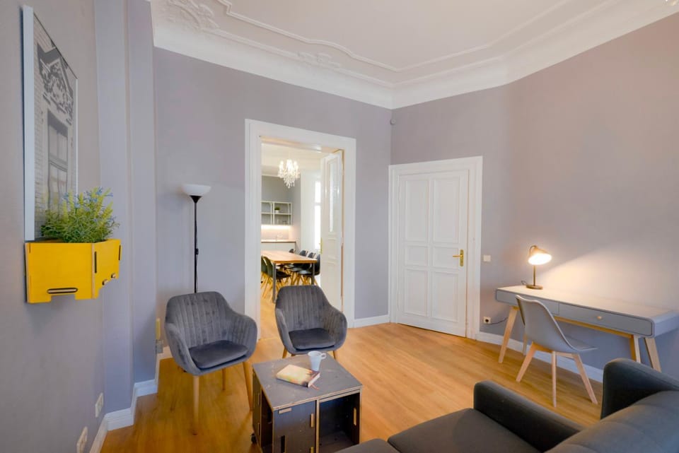 Living room, Dining area, kitchen