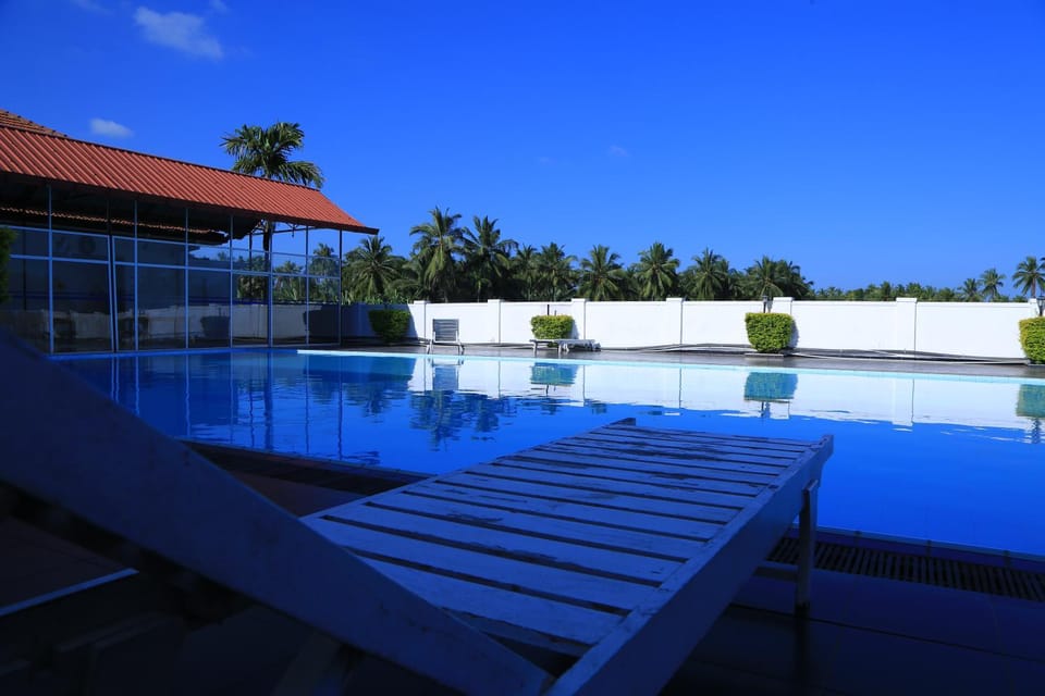 Balcony/Terrace, Swimming pool