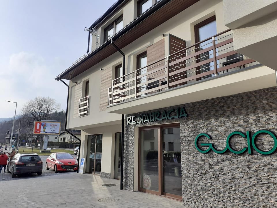 Property building, Facade/entrance