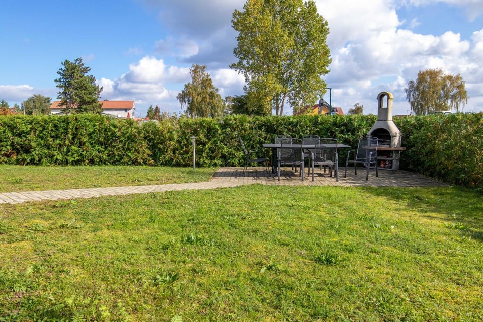 Day, BBQ facilities, Garden, Balcony/Terrace
