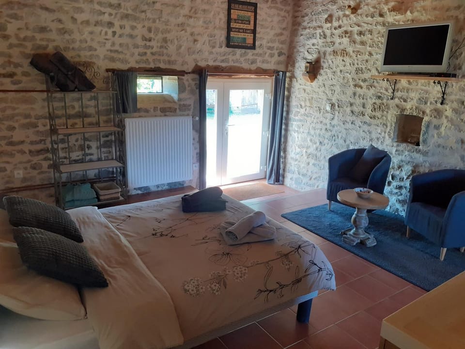 gîte le tilleul de la Fontaine Bed and Breakfast in Bourgogne-Franche-Comté