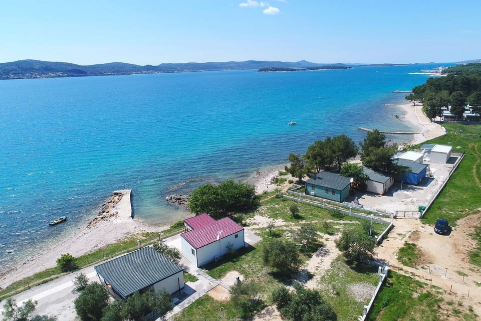 Property building, Bird's eye view, Beach