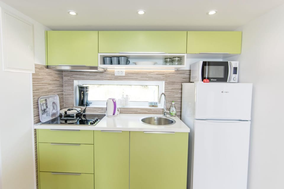 Kitchen or kitchenette, Other