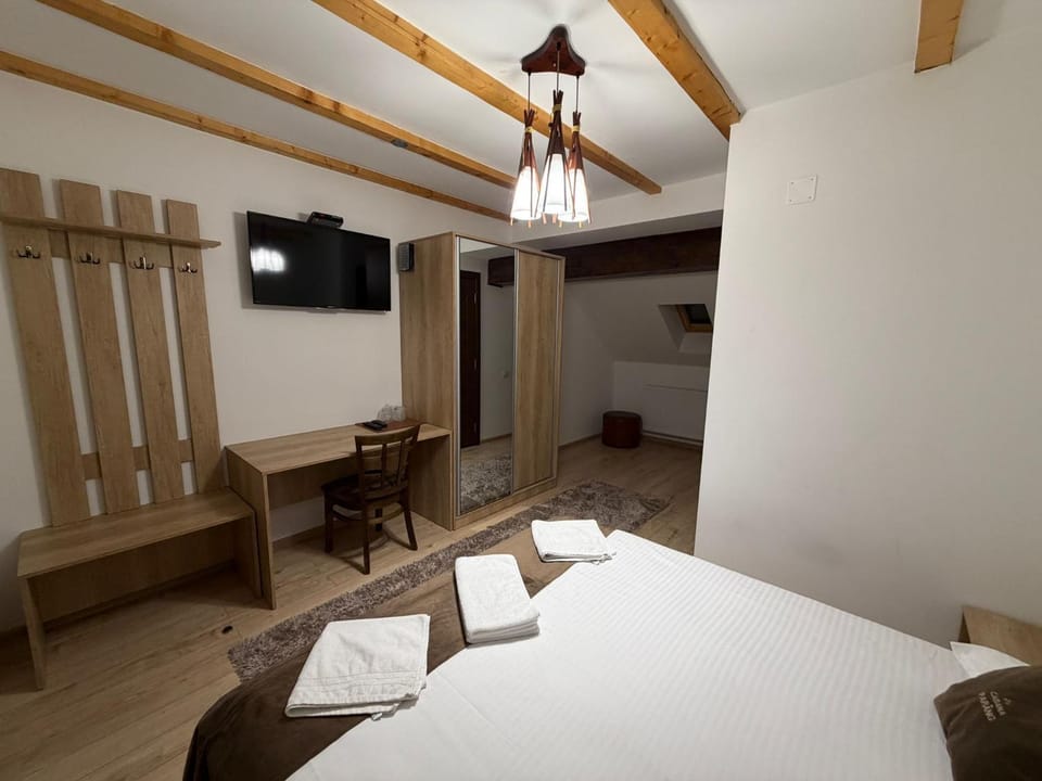 Cabana Parang Bed and Breakfast in Romania