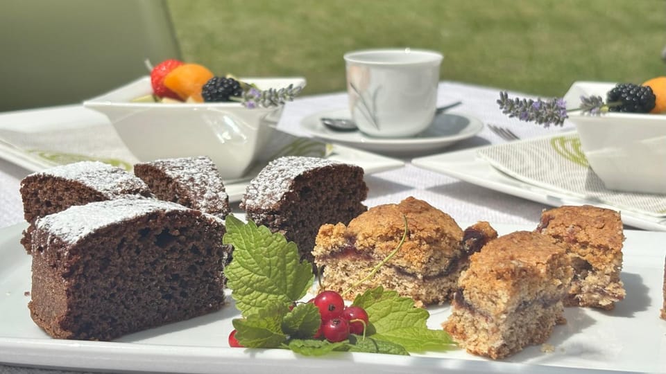 Patio, Garden, Food and drinks, Garden view, Breakfast, Continental breakfast, Buffet breakfast, Italian breakfast