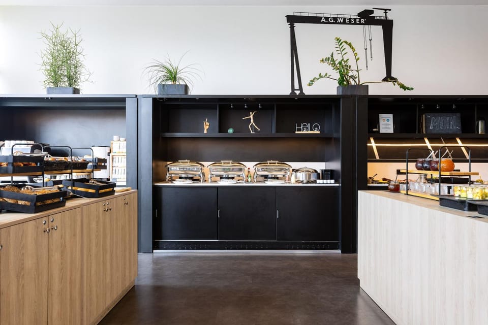 Property building, Restaurant/places to eat, Kitchen or kitchenette