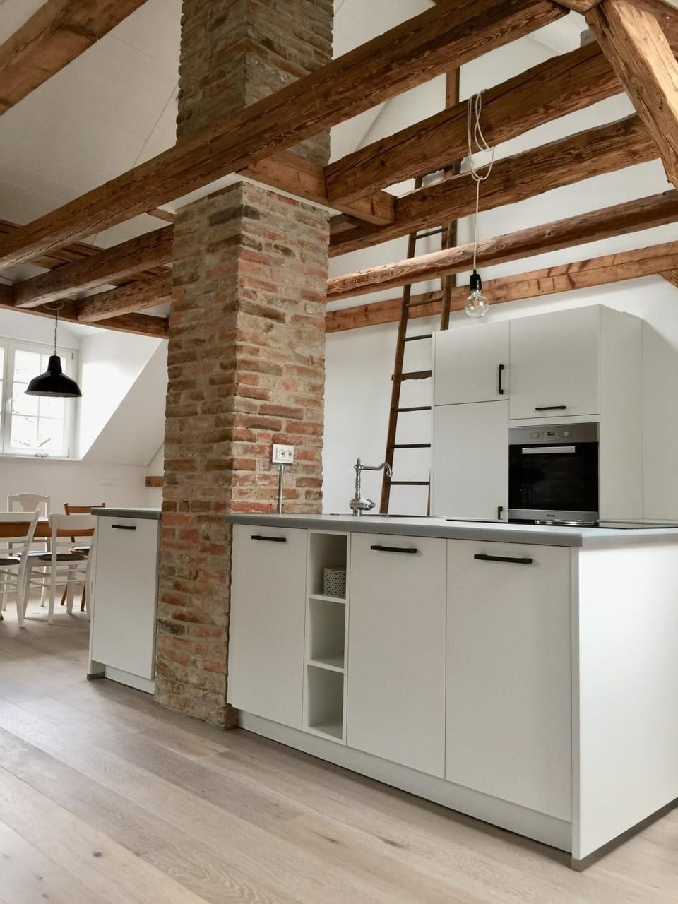 Kitchen or kitchenette, pet friendly
