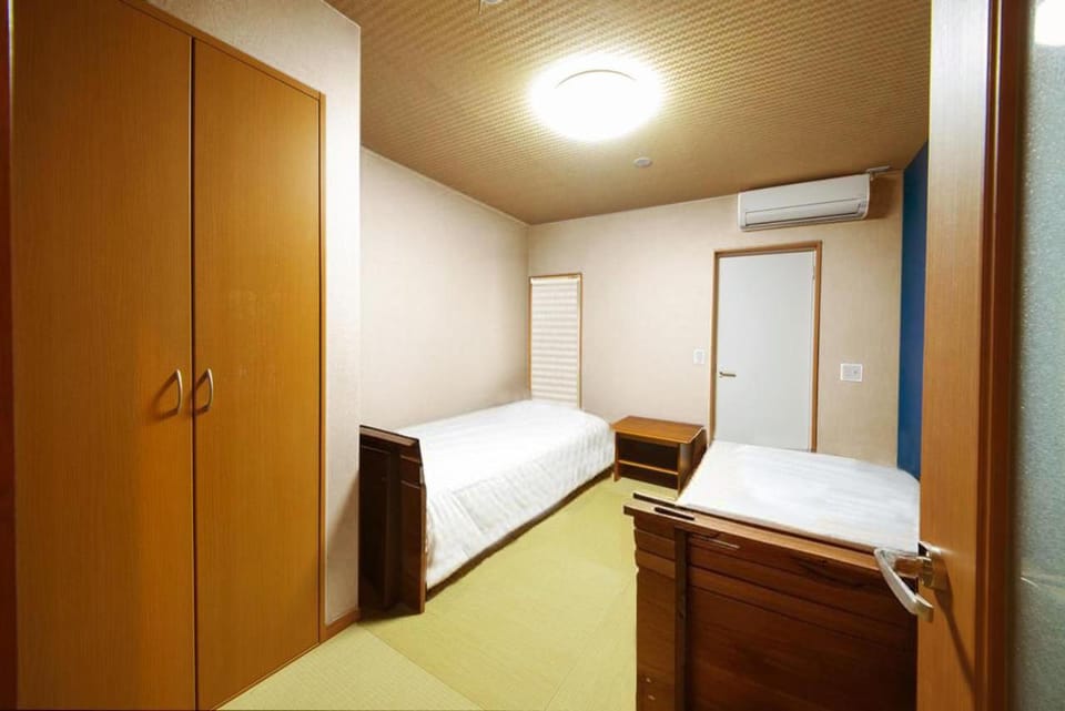 宿坊心泉 Bed and Breakfast in Kanazawa
