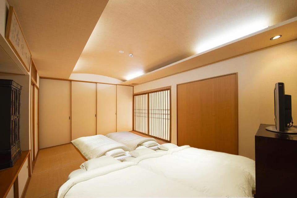 宿坊心泉 Bed and Breakfast in Kanazawa