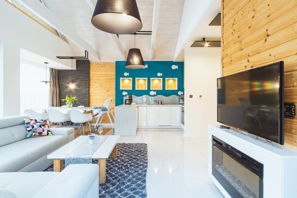 TV and multimedia, Kitchen or kitchenette, Living room, Seating area, Dining area, Evening entertainment