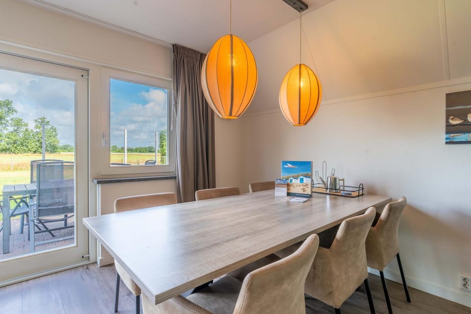 Nieuwlanderweg 75 House in De Koog