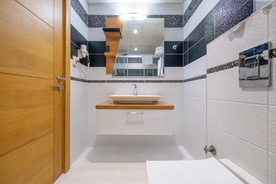 Bulvar Hotel Hotel in Izmir
