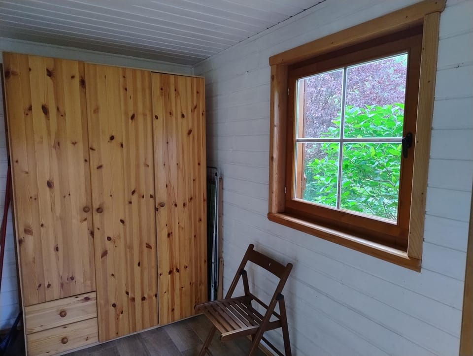 Chatka w gorach Nature lodge in Lower Silesian Voivodeship
