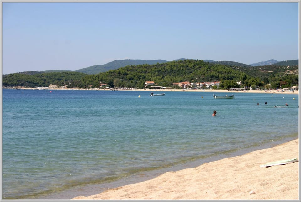 Day, Natural landscape, Beach, Mountain view, Sea view