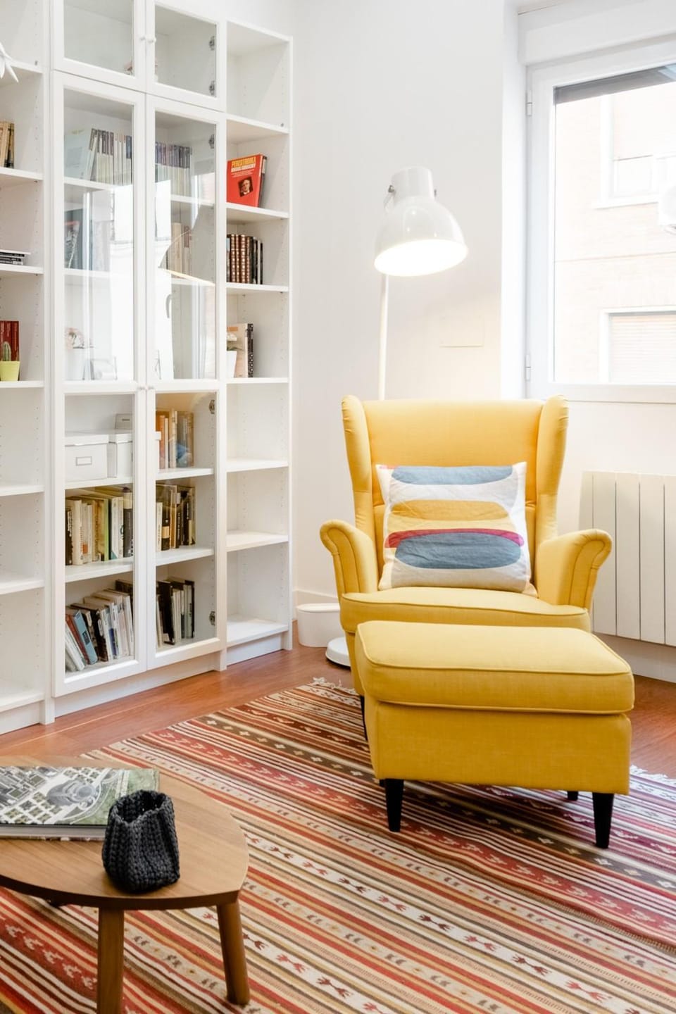 Library, Seating area
